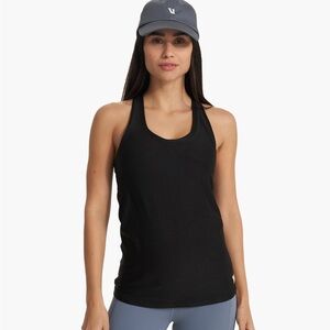 Vuori Lux Performance Tank